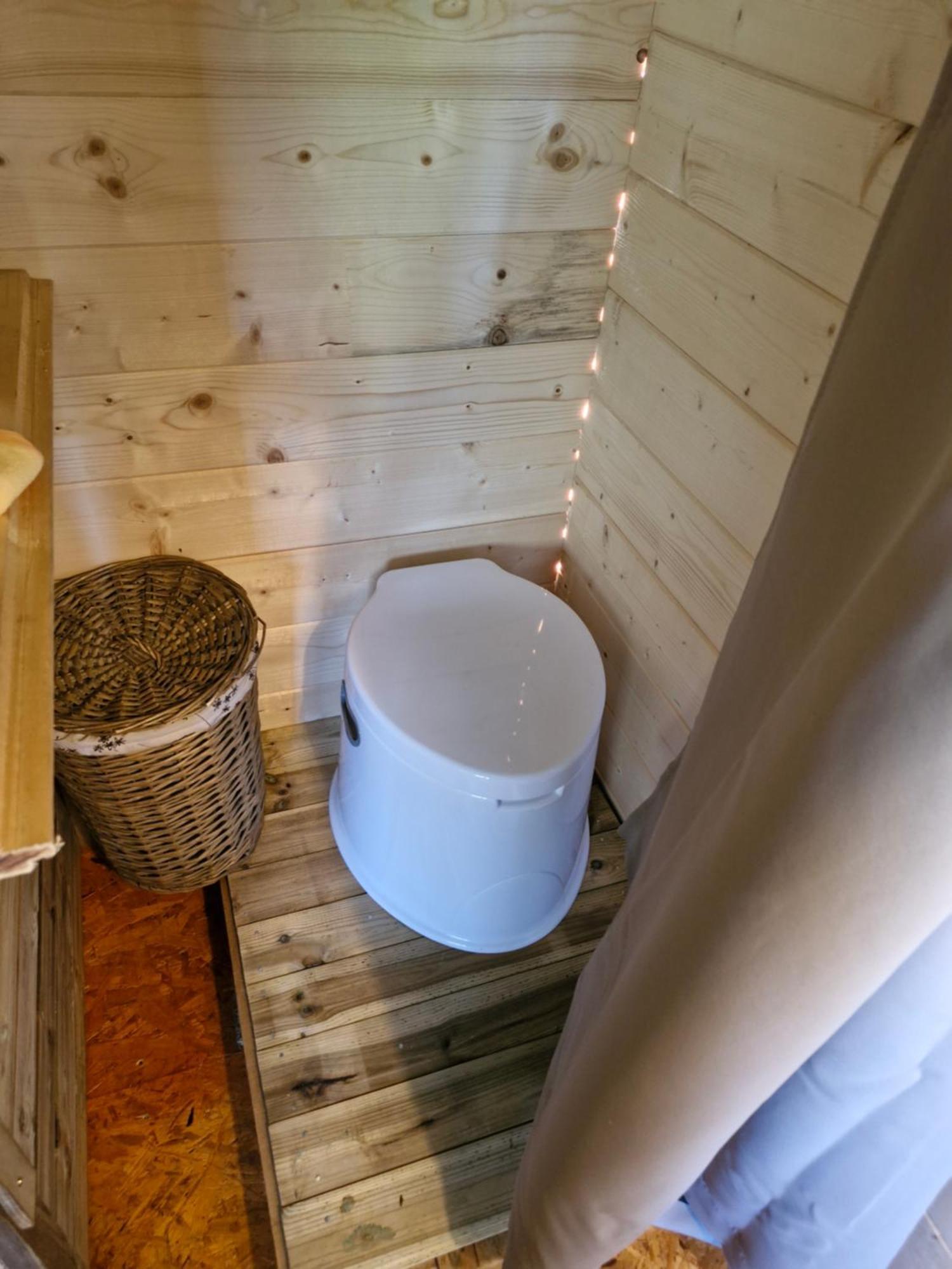 La Des Lucioles Camping Saint-Julien-Boutieres