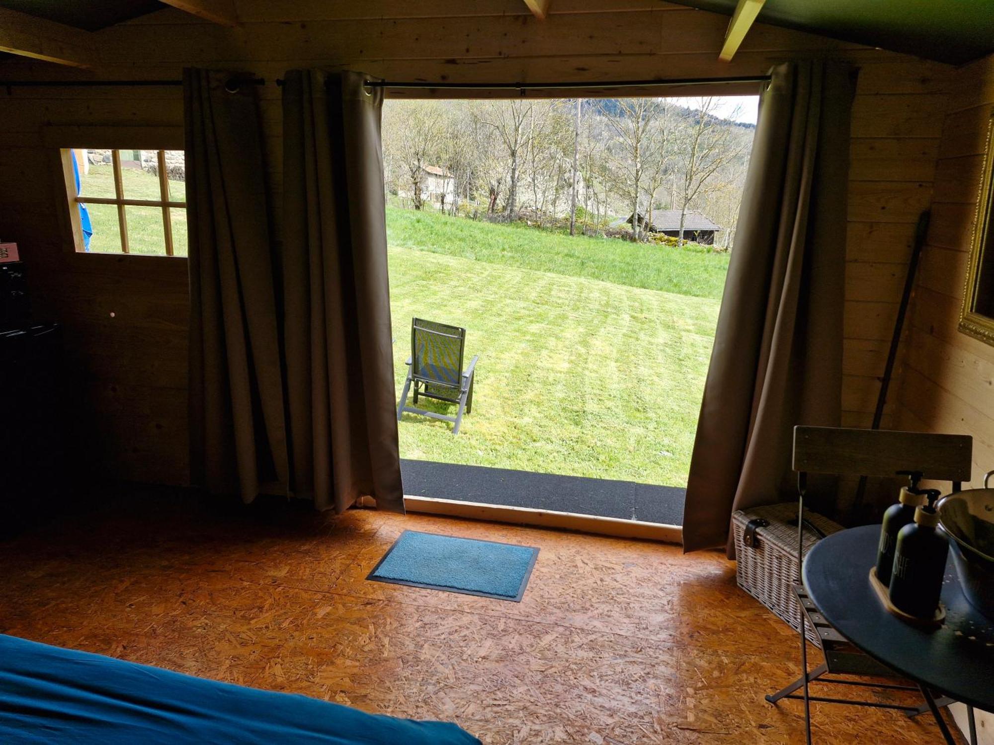 Camping La Des Lucioles Saint-Julien-Boutieres