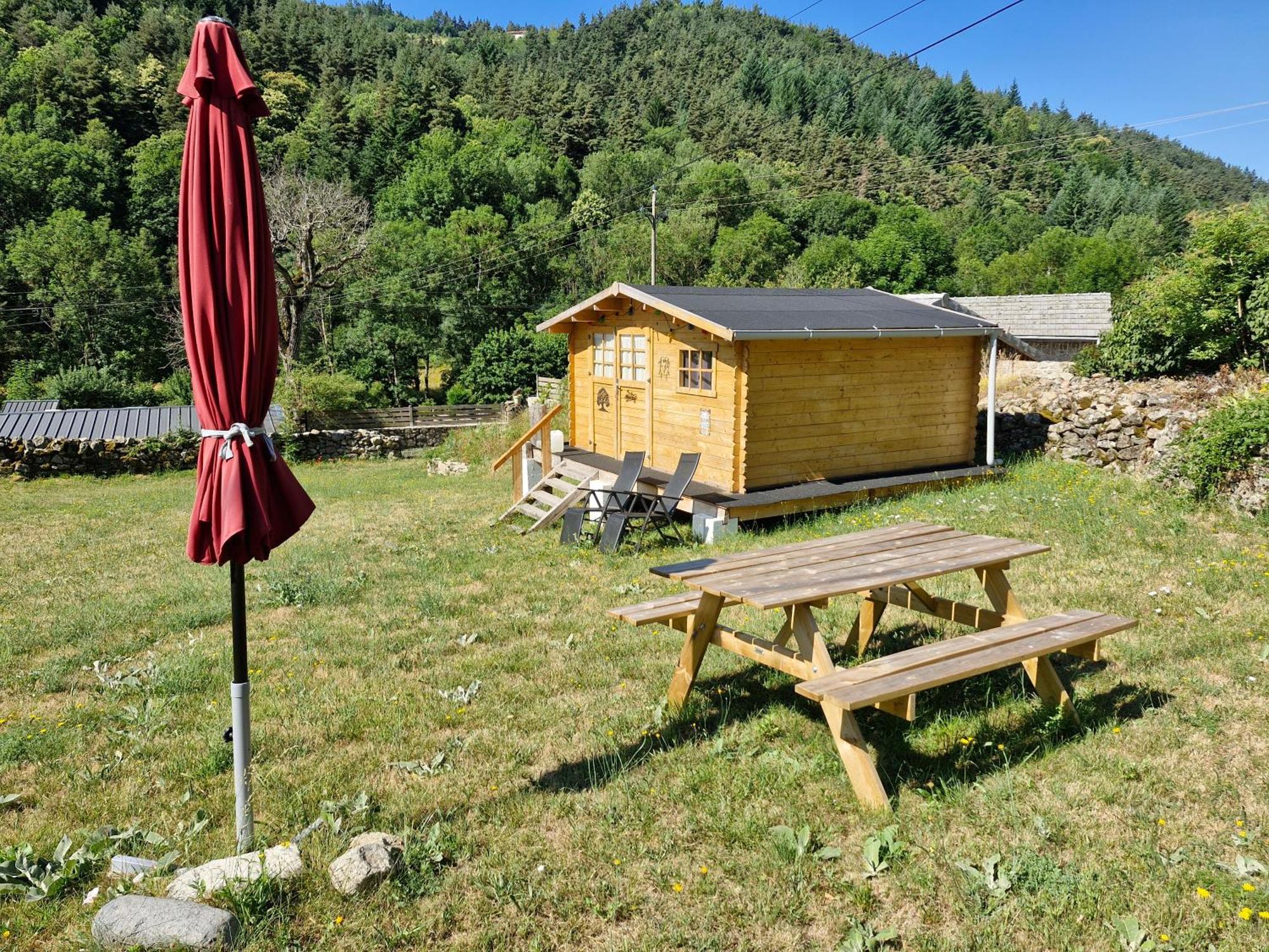 La Des Lucioles Camping *